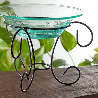 �A�C�A���X�^���h�t���ő��ړI�Ɏg����O���X�{�E��