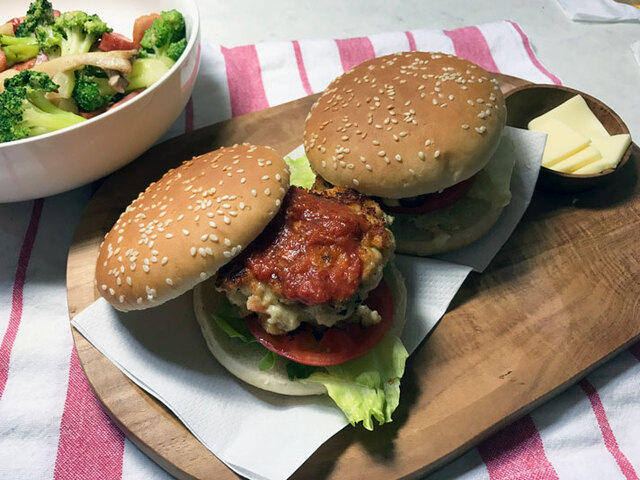 木製プレートでカフェ風テーブルコーデ お客様のアジアンお部屋投稿 アジアン家具 バリ家具 輸入販売 Asian Interior Loop ループ