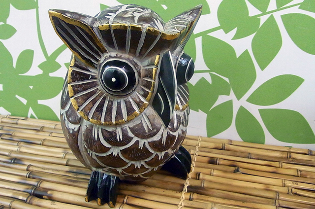 英国から届いたフクロウの手作りオブジェ、ウィンスタンレイ